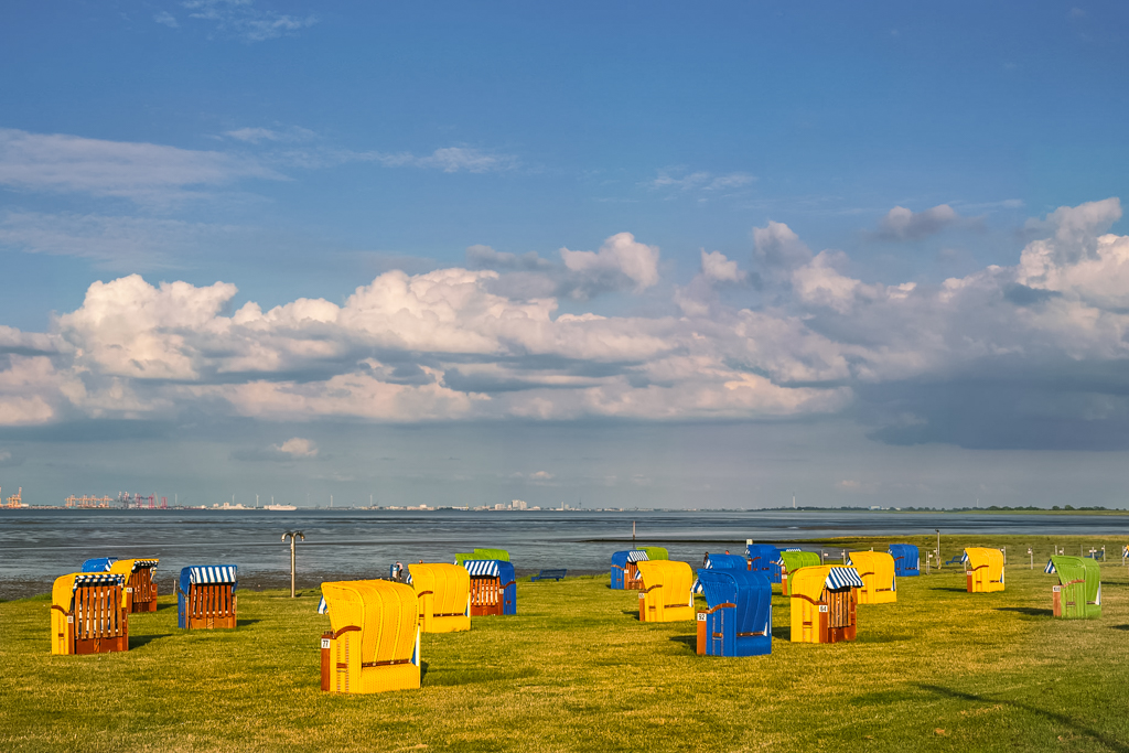 Strandkörbe am Strand von Butjadingen